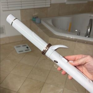 LIKE NEW - used once - T3 Curling Iron - 1.25 inch